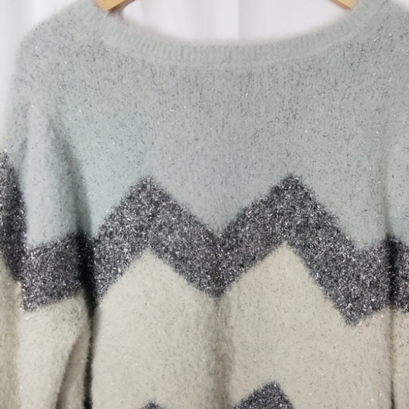 Papaya crew neck fuzzy cozy lurex sweater - Picture 5 of 7